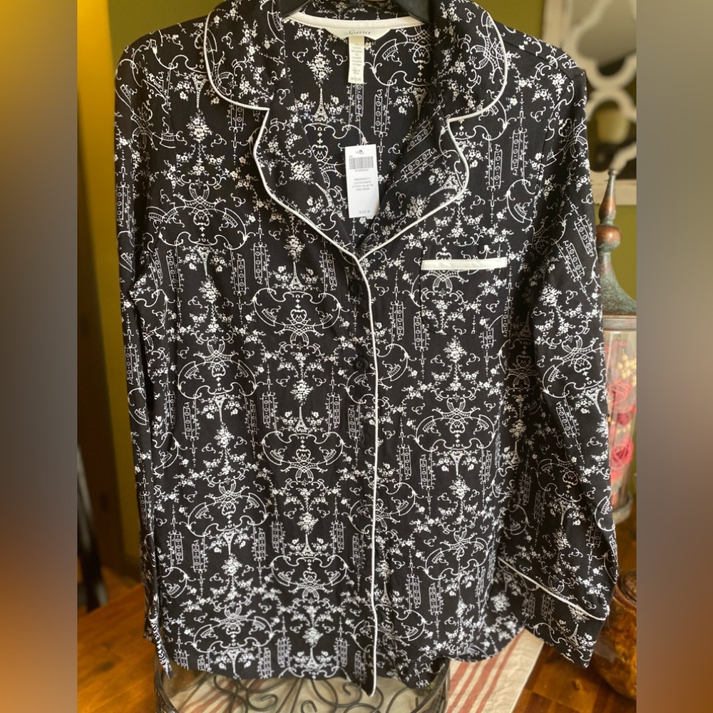 NWT Soma long sleeve pajama top